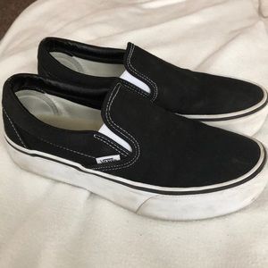 Slips on vans (platform)